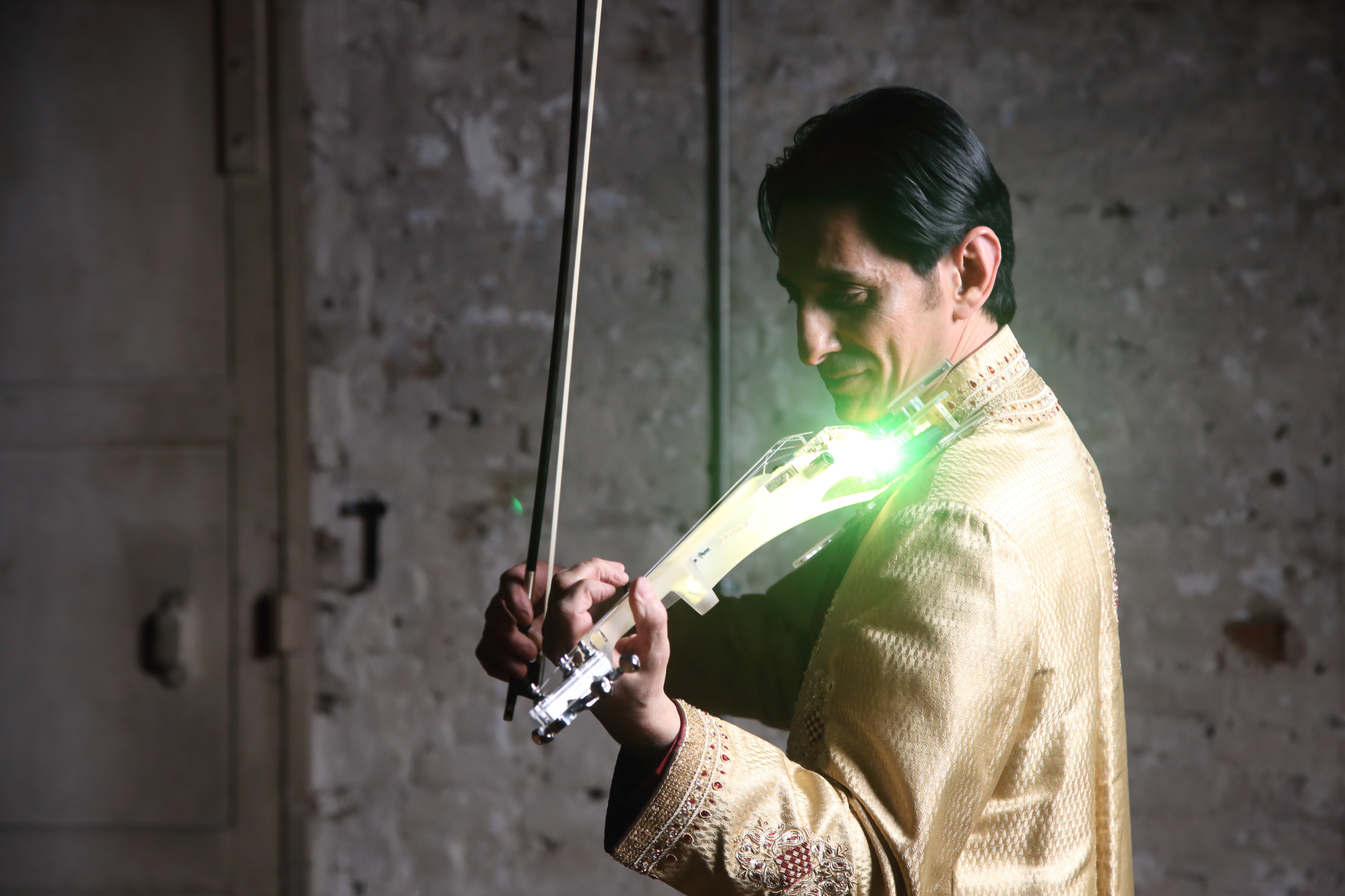 Male Electric Bollywood Violinist Ref STVM1-20448